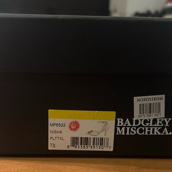 Badgley Mischka - Ankle Strap Stiletto - Women’s size 7.5 - Picture 8 of 10